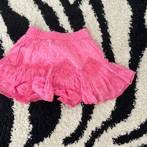 LOVESHACKFANCY
Polka Dot Print Mini Skirt
Size: XS